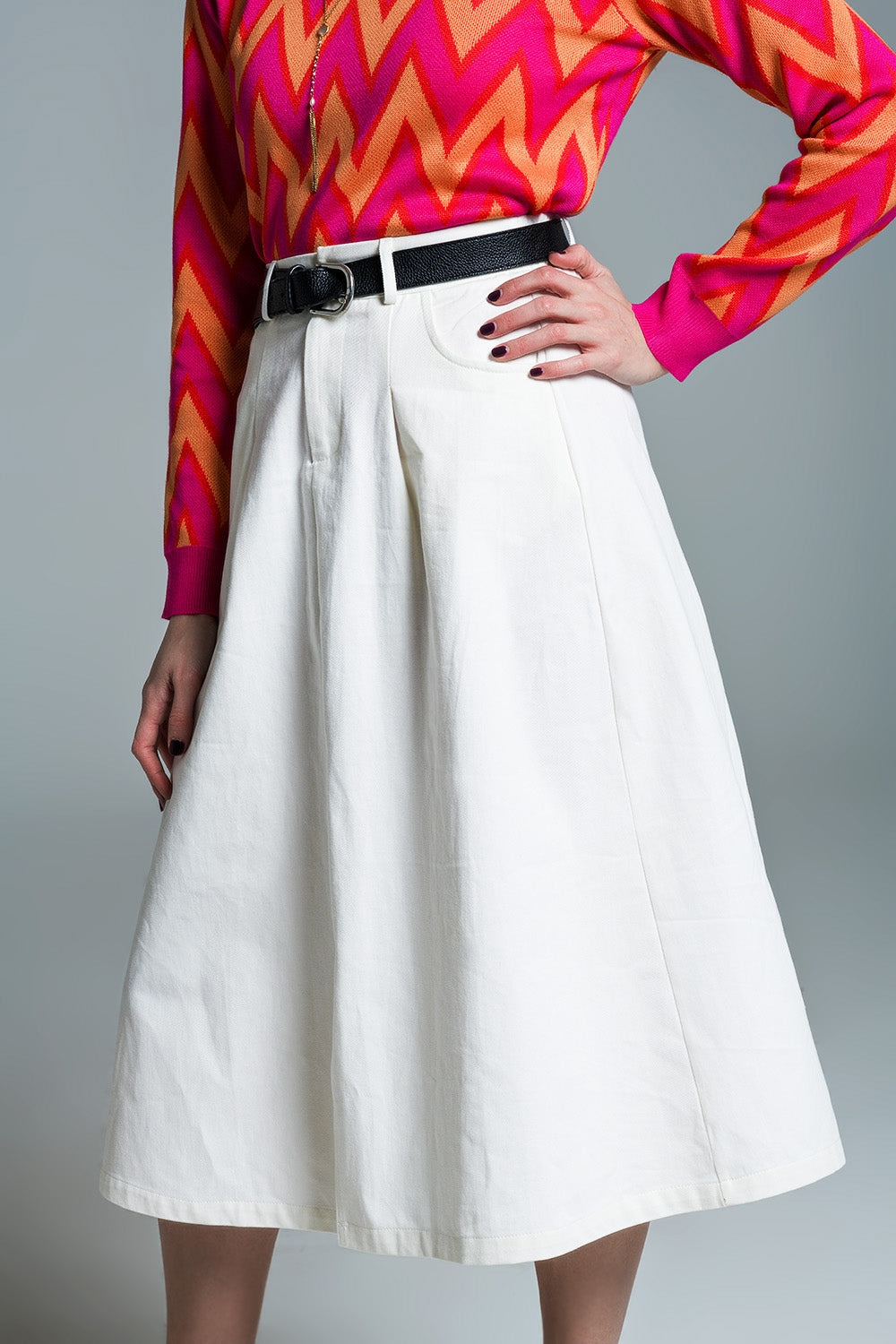 European MIDI White Skirt