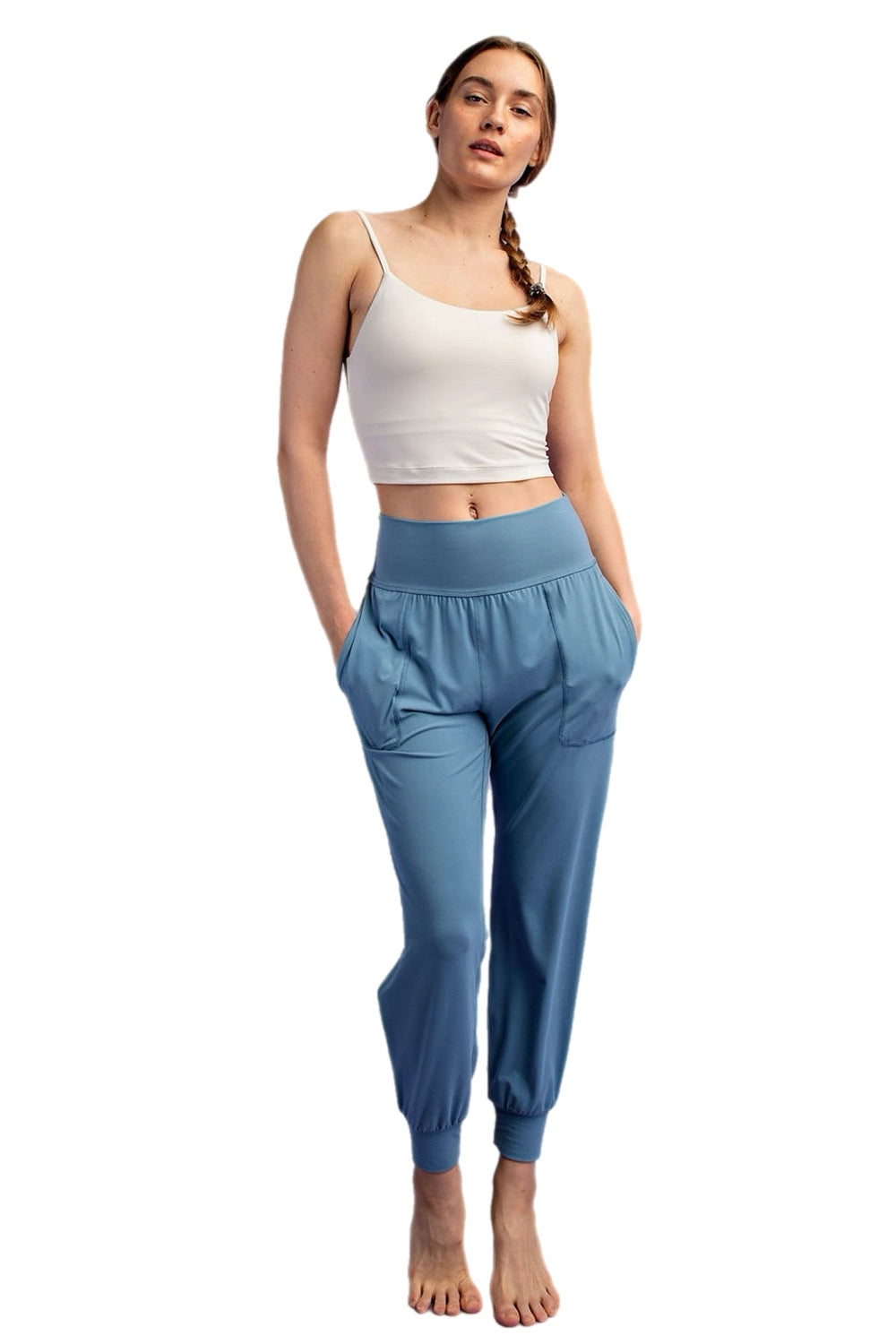 BUTTER SOFT BASIC CROPPED CAMISOLE (BRAMI)